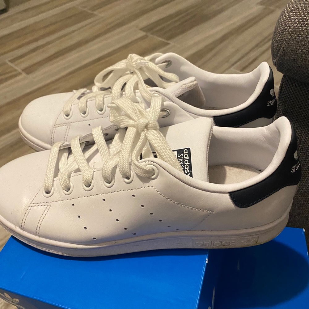 Women Stan smith